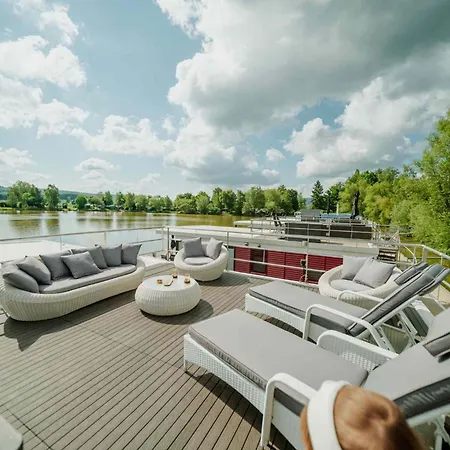 Floatinghouse Dream Boat - Lp6 بيت للعطل Höxter